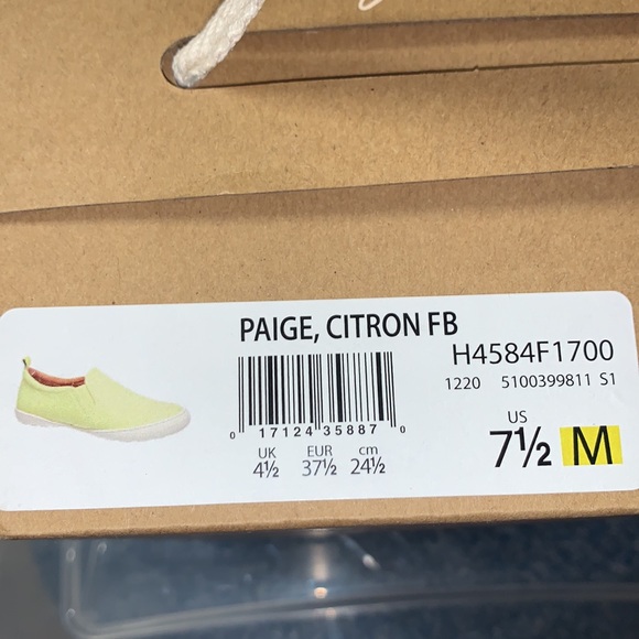 Zodiac Paige Slip-On Sneakers in Citron 7.5 M - Picture 5 of 5
